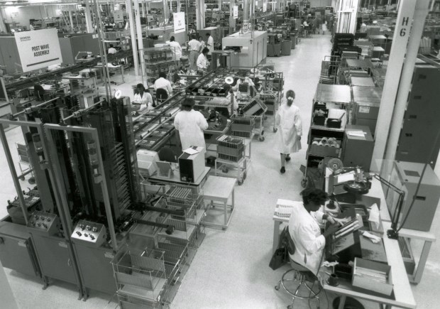 The Siemens Stromberg-Carlson factory's manufacturing facility in Lake Mary in 1991. Workers at the plant described to the Sentinel and in court documents that solvent chemicals were carelessly handled there.(The Orange County Regional History Center)